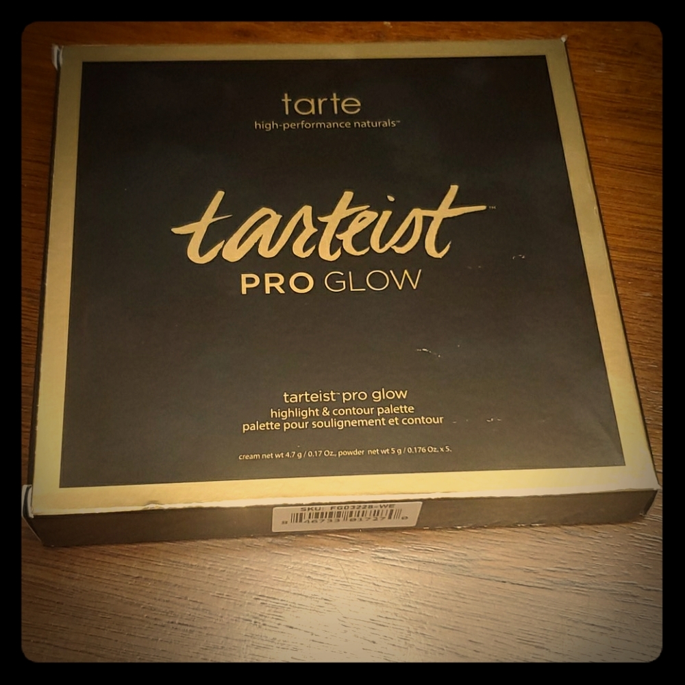 tarteist PRO GLOW highlight & contour palette
